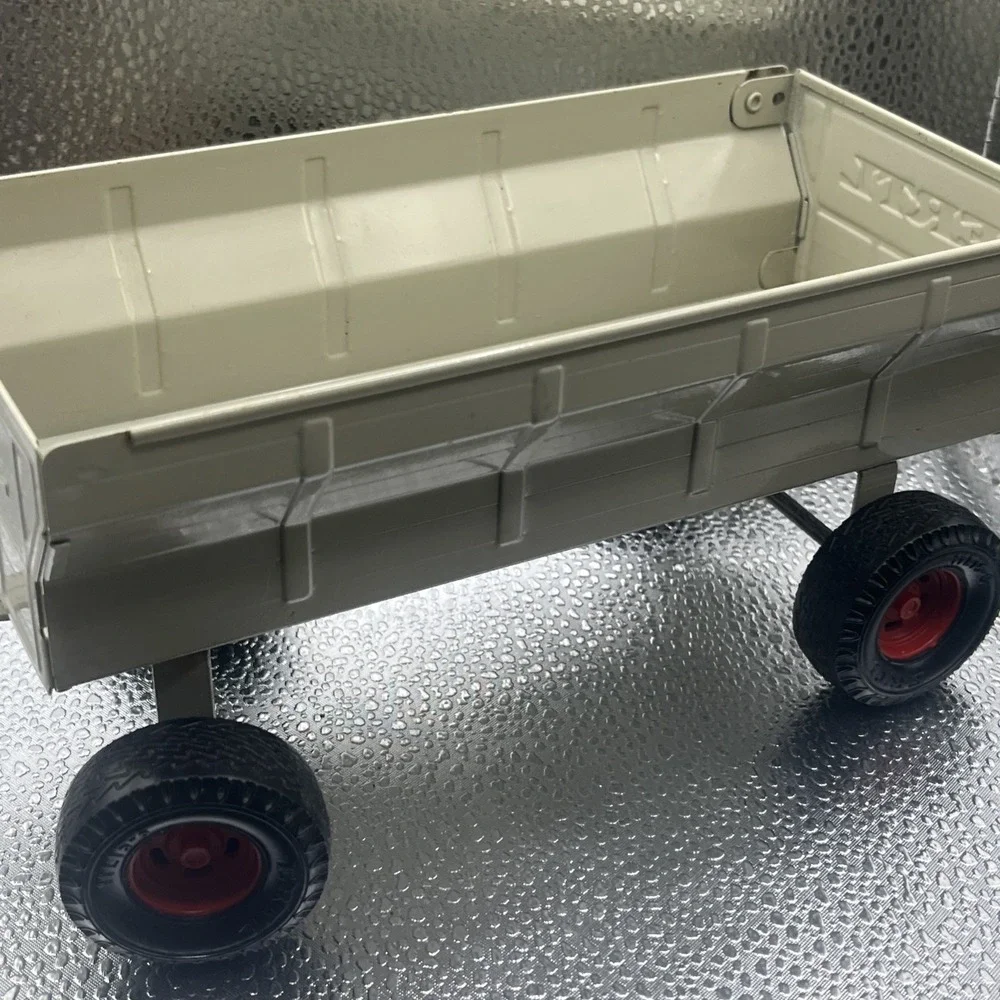 Vintage Ertl Grain Feed Wagon Trailer Farming Toy's Pressed Steel (1054) - Picture 10 of 16
